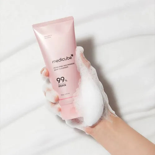 MEDICUBE - PDRN PINK NIACINAMIDE WHIP CLEANSER - 120 G